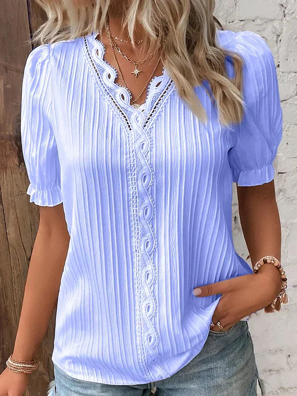 Emma – elegante bluse mit v-ausschnitt und spitze